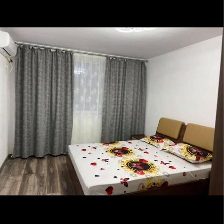 Apartament 4 Camere Orşova Extérieur photo